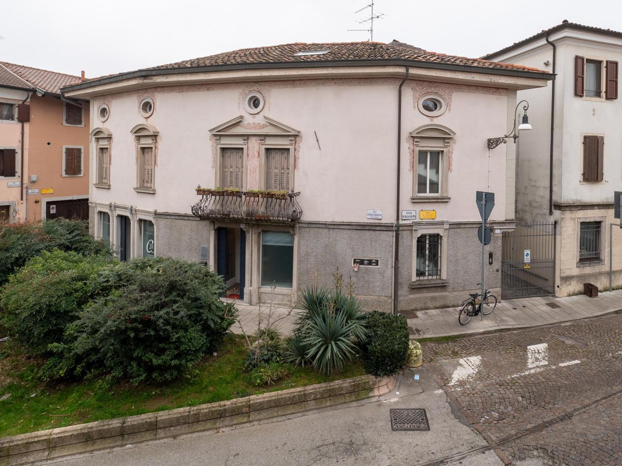 Ferienwohnung La Corte Friulana In Centro A Udine 5 Posti Letto Exterior foto